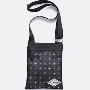 NWOT Billabong Good Vibes Crossbody Bag